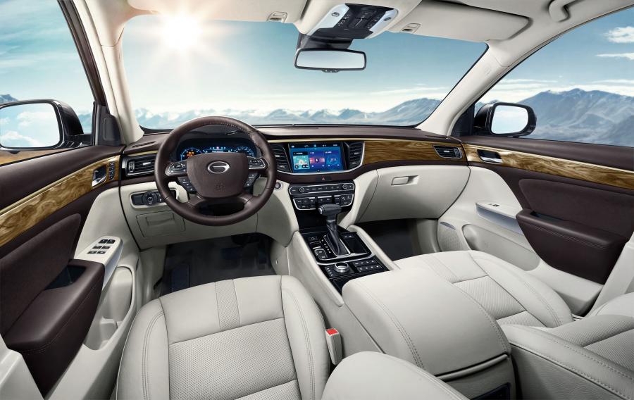 Торпедо Trumpchi GS8 2016 года  (фото 26 из 42)